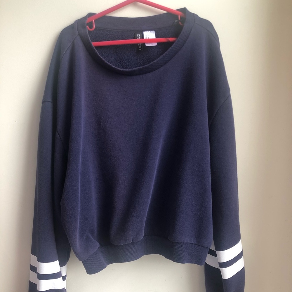 Forever 21 sweatshirt